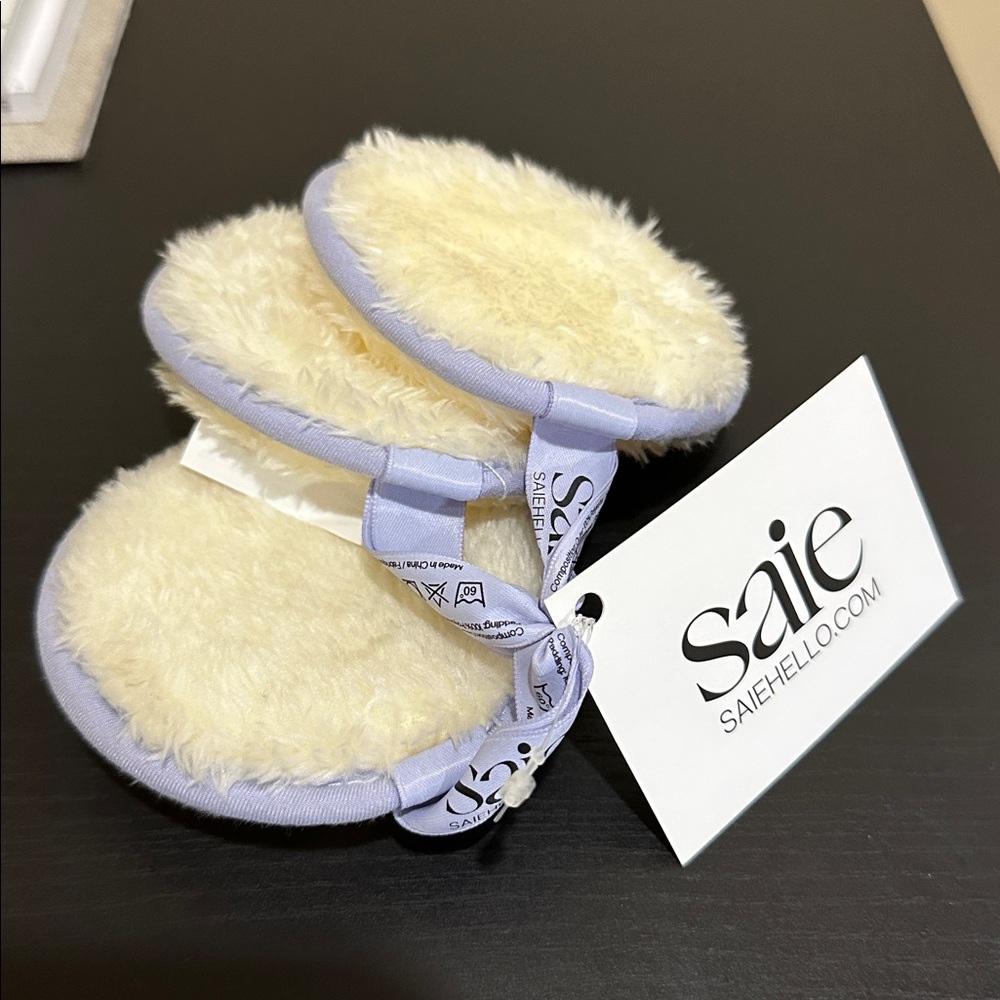 Saie Reusable Makeup Round Sponges